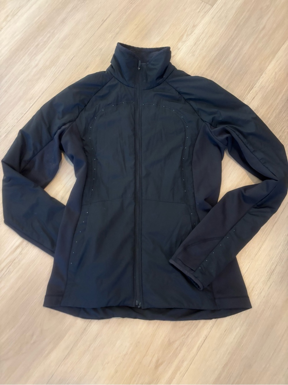 lululemon Run: Stay On Course Jacket Black